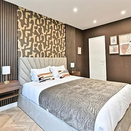 Elegant - Pere Lachaise Париж