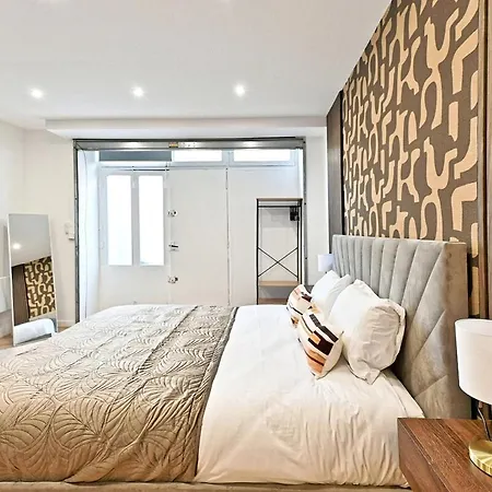 Elegant - Pere Lachaise