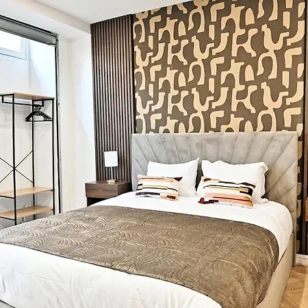 Elegant - Pere Lachaise Париж